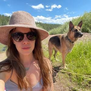 Meet your Posher, Cassie